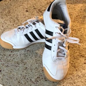 Preowned pair of Adidas Samoa